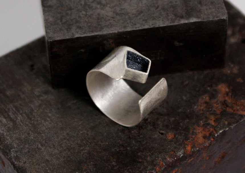 ANELLO HOLE